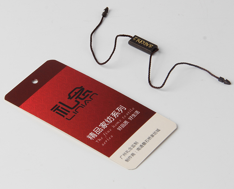 t恤吊牌廠(chǎng)的老師傅急急忙忙買(mǎi)來(lái)新的油墨，就是為了透明度